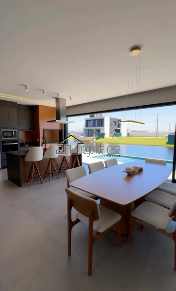 Sobrado beira lago: 6ª foto da galeria de imagens do imóvel