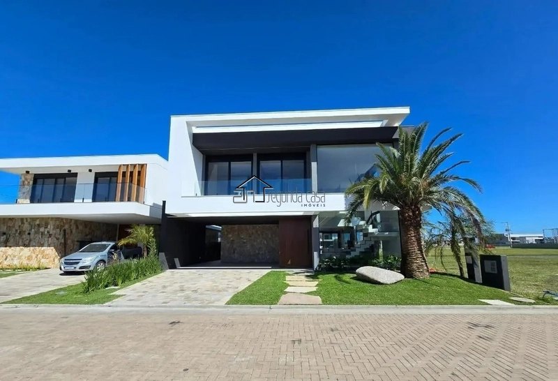 Sobrado mobiliado e decorado