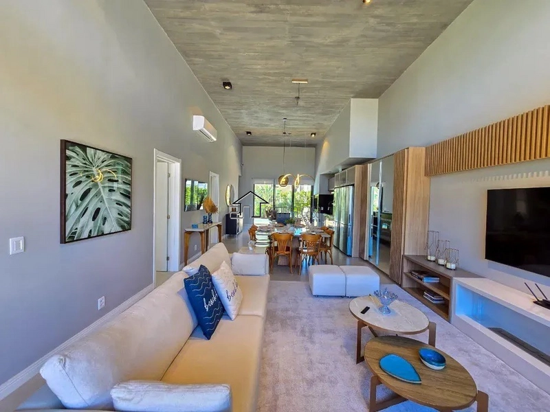 Linda casa localizada no Condomínio Blue: 3ª foto da galeria de imagens do imóvel