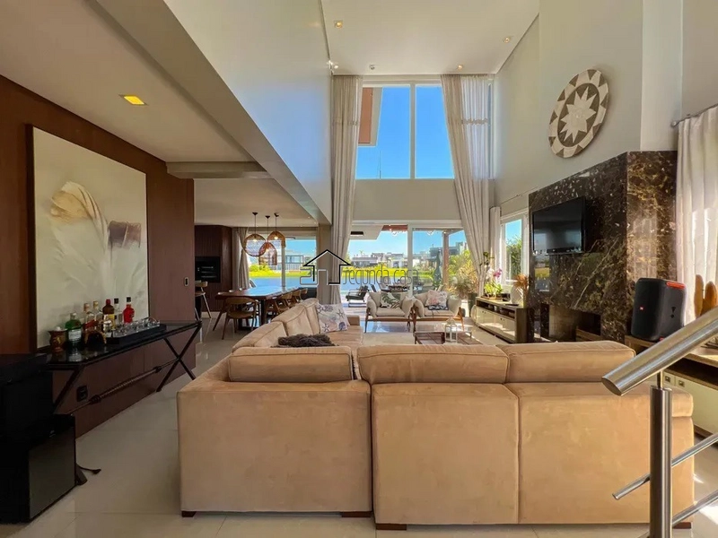 Lindo sobrado em condomínio fechado: 4ª foto da galeria de imagens do imóvel