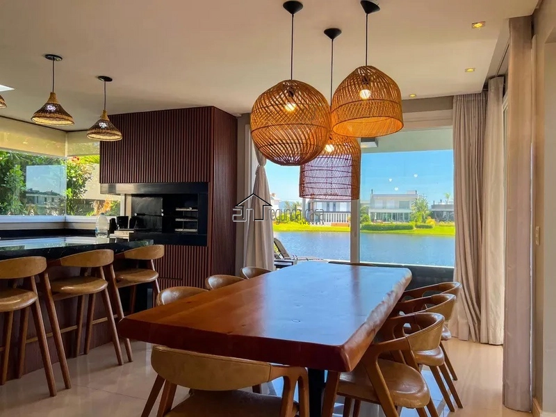 Lindo sobrado em condomínio fechado: 9ª foto da galeria de imagens do imóvel