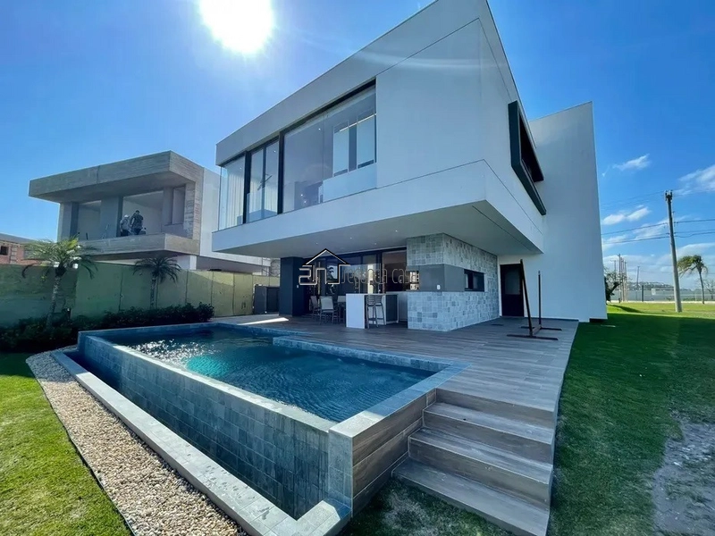 Excelente sobrado beira lago: 2ª foto da galeria de imagens do imóvel