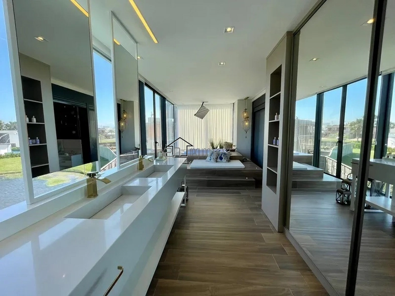 Excelente sobrado beira lago: 8ª foto da galeria de imagens do imóvel