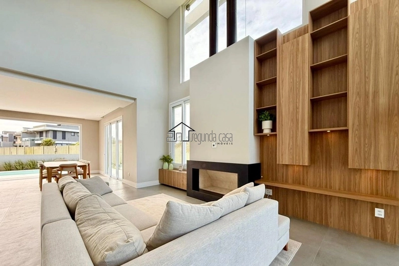 Sobrado com piscina: 4ª foto da galeria de imagens do imóvel