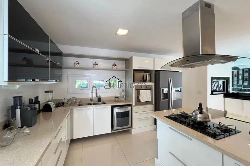 Sobrado frente Leste: 4ª foto da galeria de imagens do imóvel