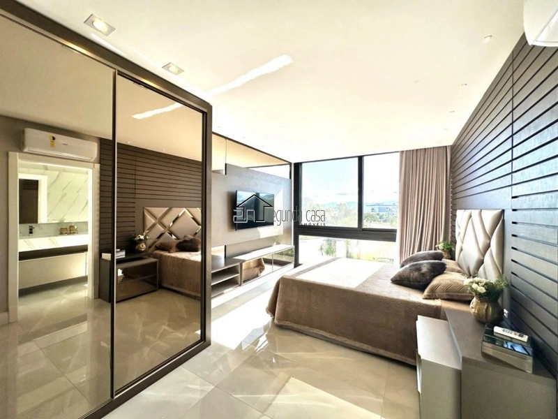 Ampla mansão com 477 m²: 13ª foto da galeria de imagens do imóvel