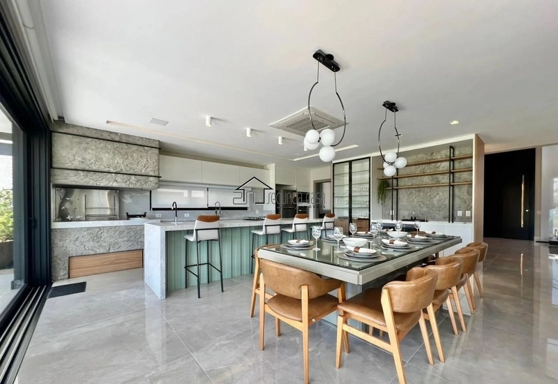 Sobrado finamente mobiliado e decorado: 4ª foto da galeria de imagens do imóvel