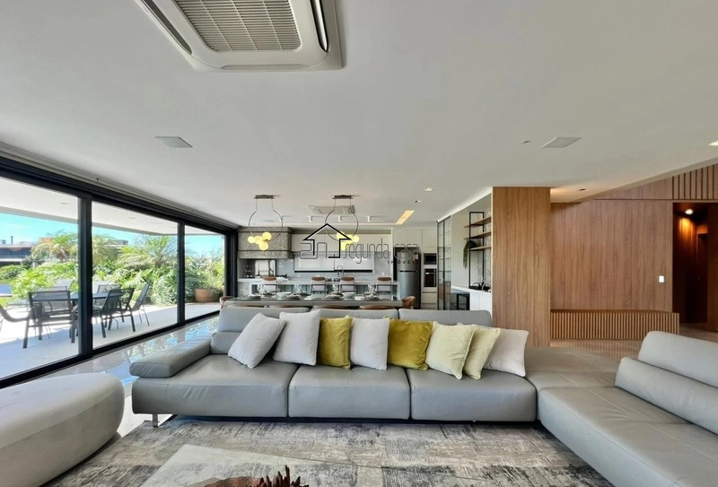 Sobrado finamente mobiliado e decorado: 2ª foto da galeria de imagens do imóvel