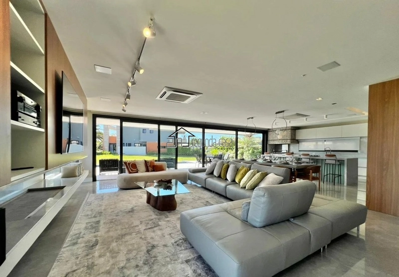 Sobrado finamente mobiliado e decorado: 3ª foto da galeria de imagens do imóvel