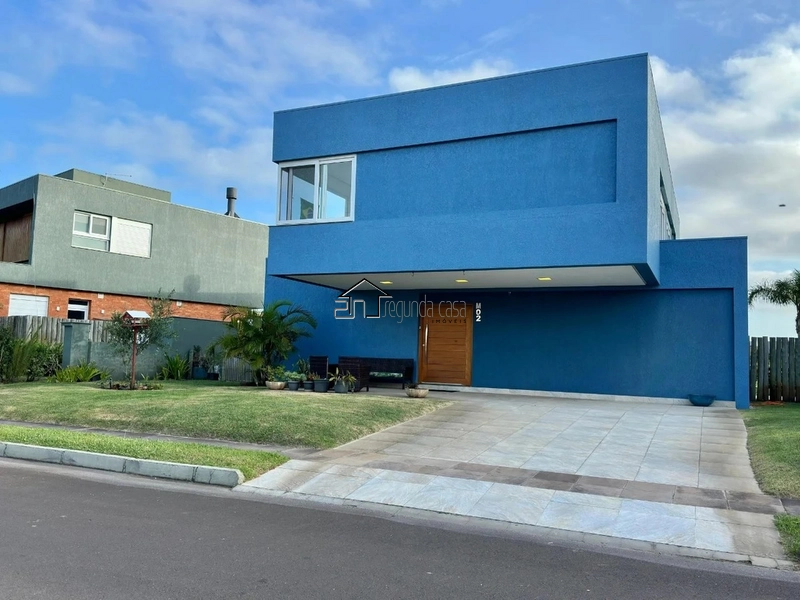 Sobrado 4 dormitórios