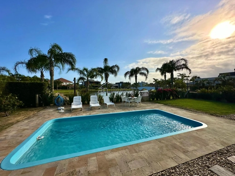 Sobrado 4 dormitórios: 16ª foto da galeria de imagens do imóvel