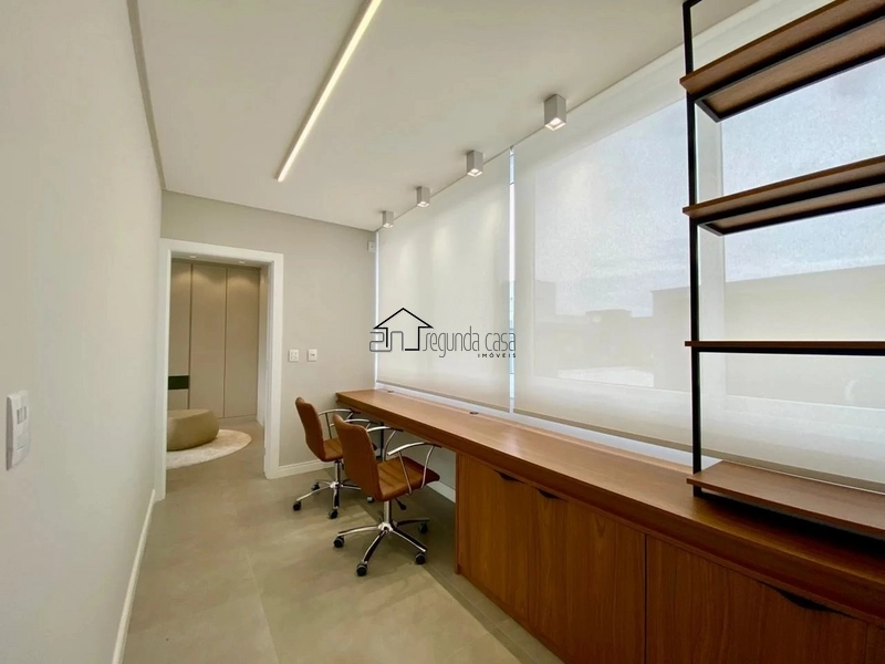 Casas e Sobrados em Condomínio com 241m: 20ª foto da galeria de imagens do imóvel