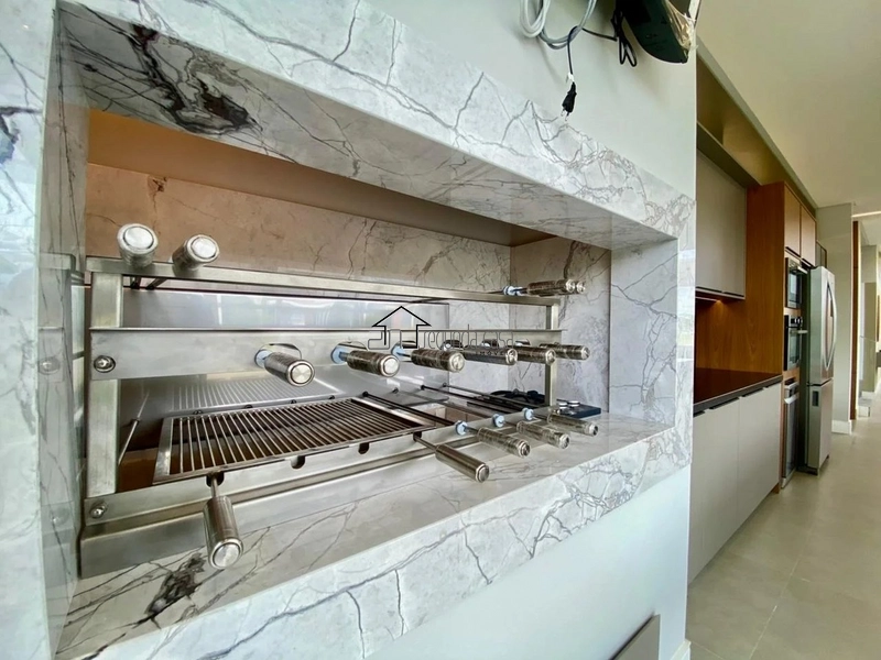 Casas e Sobrados em Condomínio com 241m: 10ª foto da galeria de imagens do imóvel