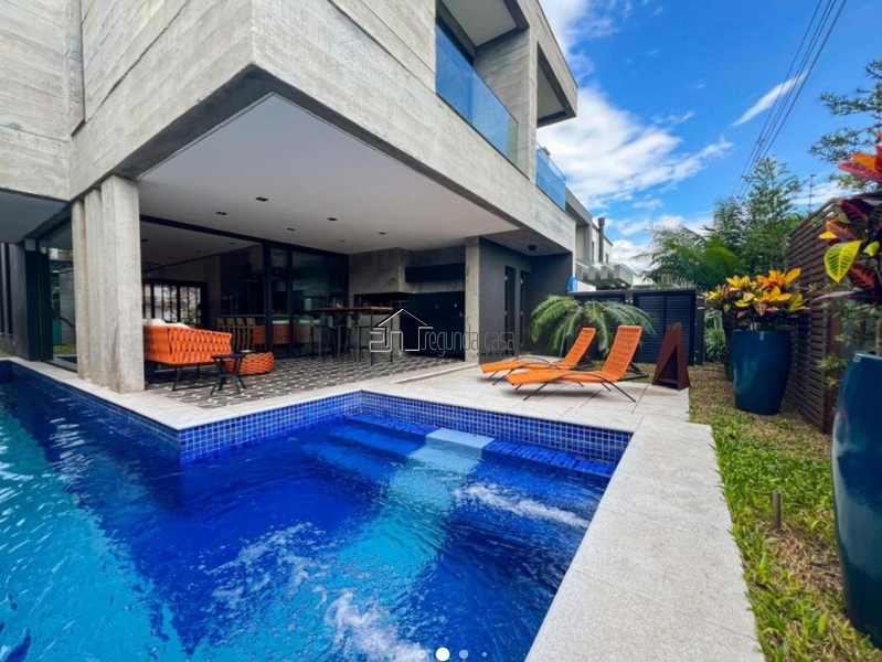 Ótimo sobrado no condomínio Malibu: 2ª foto da galeria de imagens do imóvel