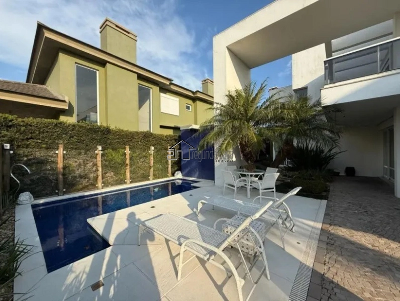 Bela casa 4 com suítes: 13ª foto da galeria de imagens do imóvel