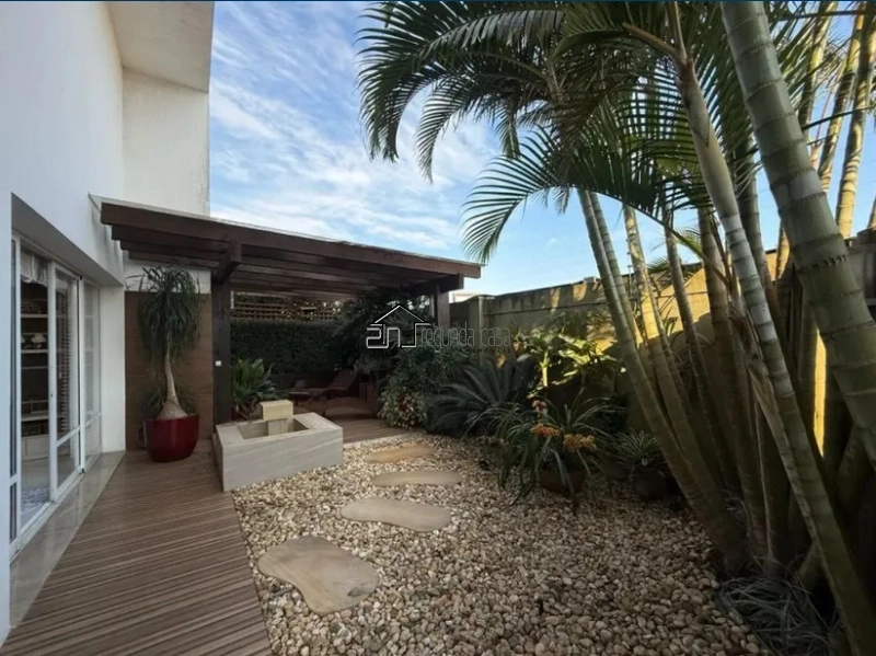 Bela casa 4 com suítes: 11ª foto da galeria de imagens do imóvel