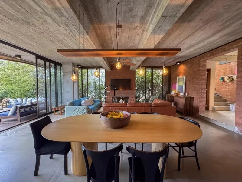 Sobrado mobiliado: 2ª foto da galeria de imagens do imóvel