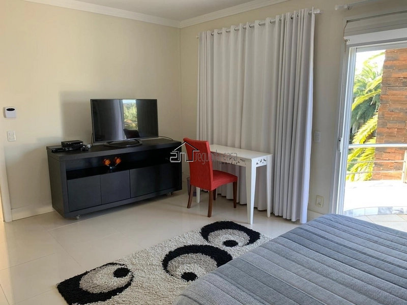 Belo sobrado composto por 3 suítes sendo 1 máster: 14ª foto da galeria de imagens do imóvel