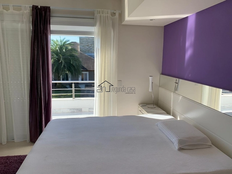 Belo sobrado composto por 3 suítes sendo 1 máster: 8ª foto da galeria de imagens do imóvel