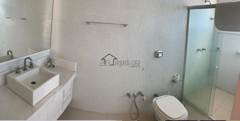 Belo sobrado composto por 3 suítes sendo 1 máster: 10ª foto da galeria de imagens do imóvel