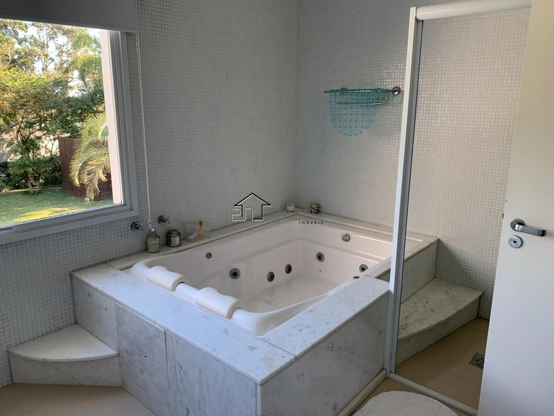 Belo sobrado composto por 3 suítes sendo 1 máster: 15ª foto da galeria de imagens do imóvel