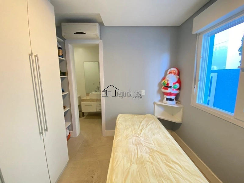 Belíssimo sobrado em condomínio fechado: 12ª foto da galeria de imagens do imóvel