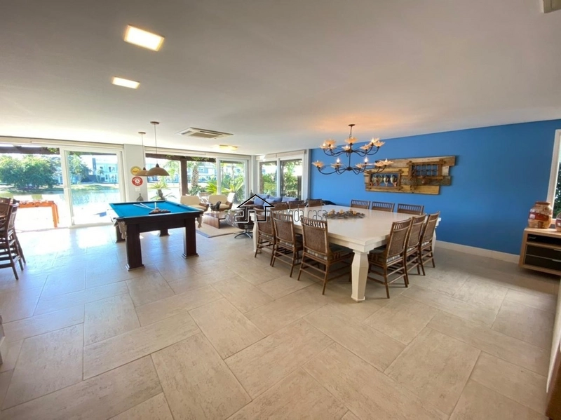 Belíssimo sobrado em condomínio fechado: 6ª foto da galeria de imagens do imóvel