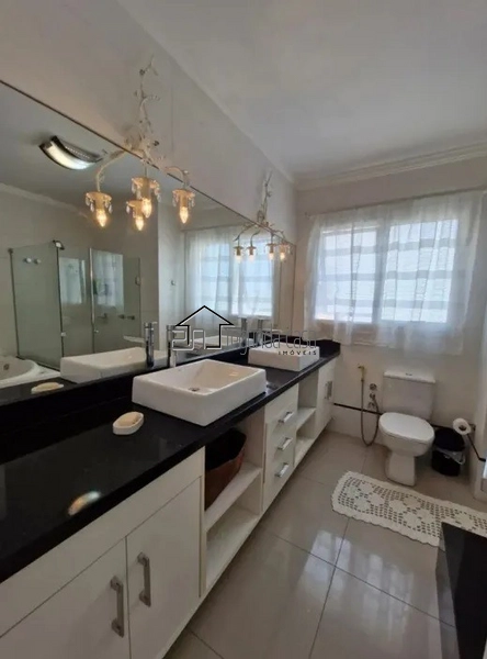 Sobrado alto padrão: 8ª foto da galeria de imagens do imóvel