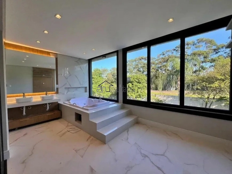 Sobrado novo, nunca habitado: 12ª foto da galeria de imagens do imóvel