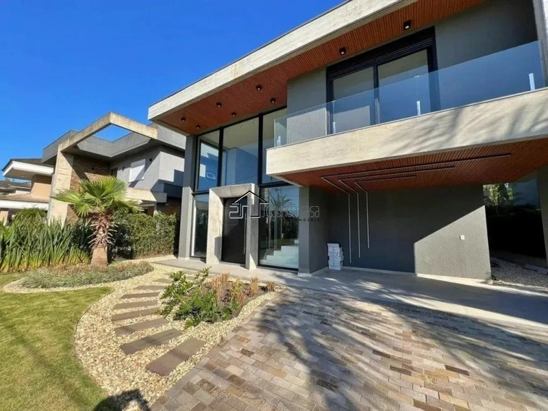 Sobrado novo, nunca habitado: 2ª foto da galeria de imagens do imóvel