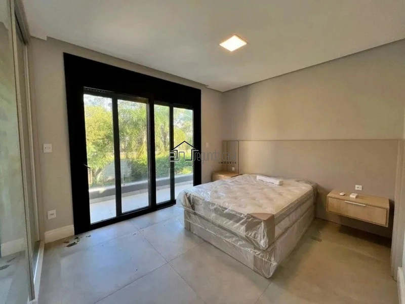 Sobrado novo, nunca habitado: 15ª foto da galeria de imagens do imóvel