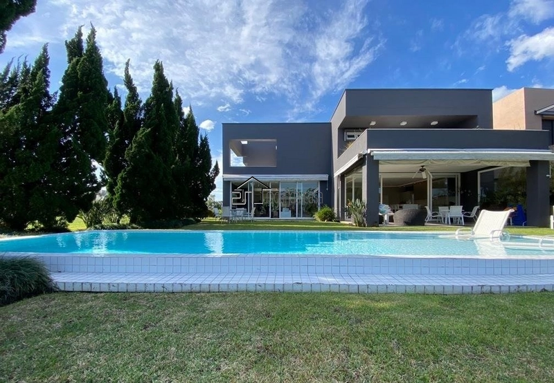 Sobrado mobiliado e decorado: 7ª foto da galeria de imagens do imóvel