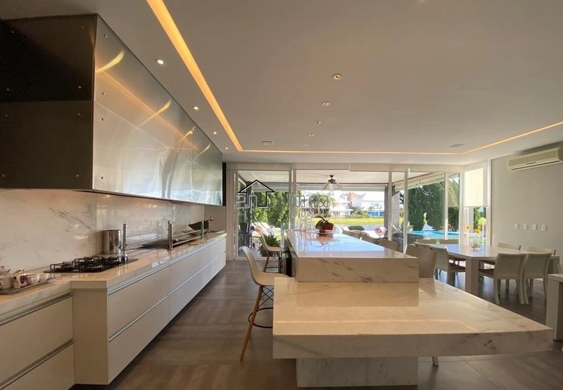 Sobrado mobiliado e decorado: 4ª foto da galeria de imagens do imóvel