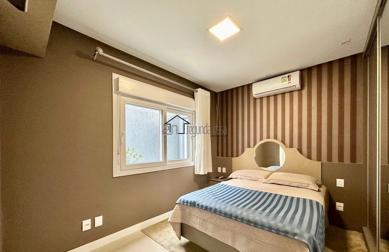 Belo sobrado com  289 m²: 8ª foto da galeria de imagens do imóvel