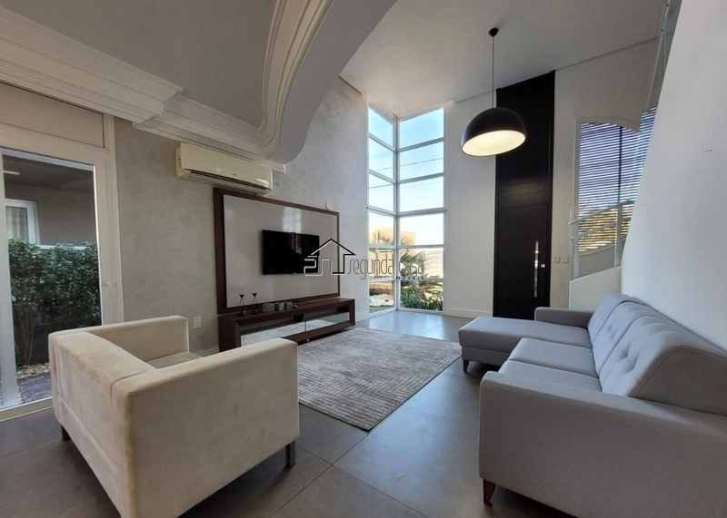 Sobrado mobiliado com ótima localização: 3ª foto da galeria de imagens do imóvel