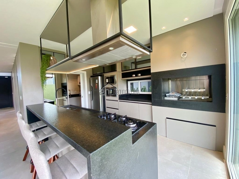 Sobrado com 216m²: 13ª foto da galeria de imagens do imóvel