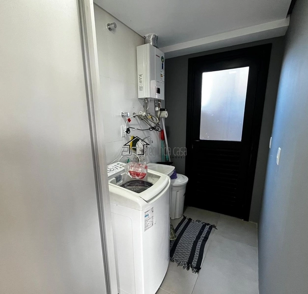 Sobrado beira lago: 6ª foto da galeria de imagens do imóvel