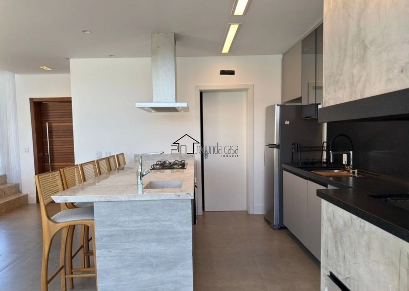 Belo sobrado mobiliado e decorado: 4ª foto da galeria de imagens do imóvel