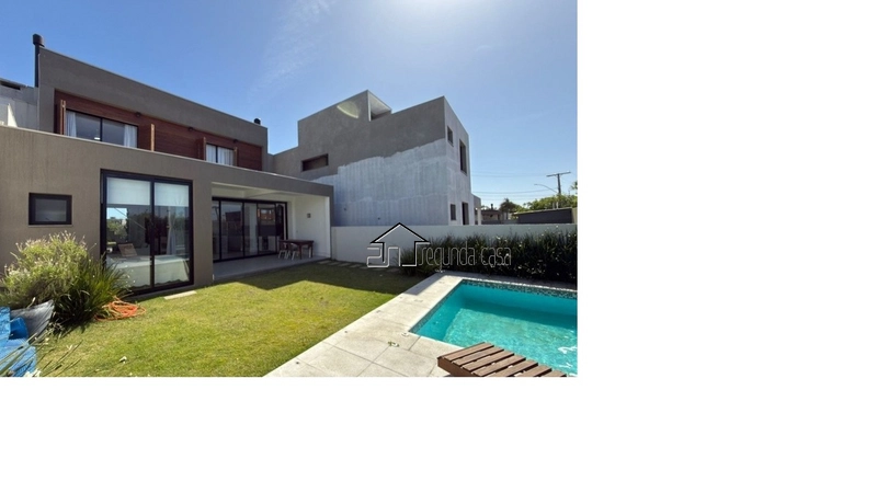 Belo sobrado mobiliado e decorado: 13ª foto da galeria de imagens do imóvel