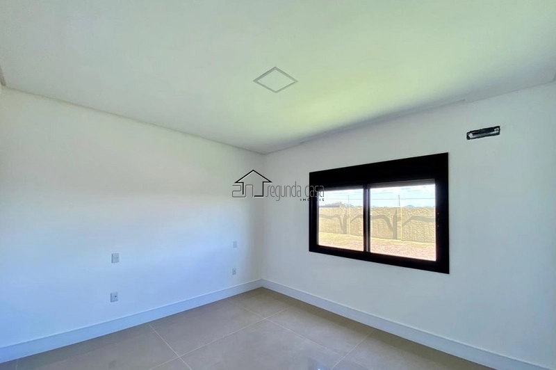 Casa térrea frete leste: 7ª foto da galeria de imagens do imóvel