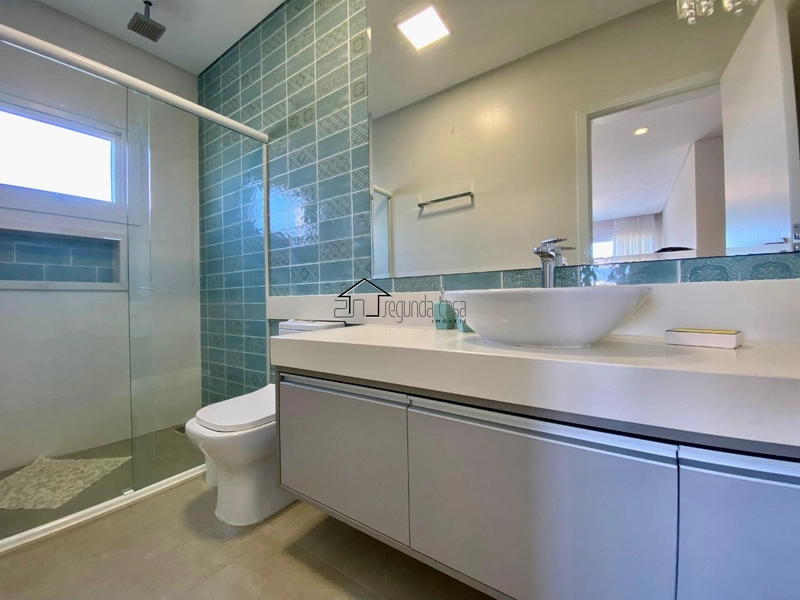 Sobrado com piscina: 22ª foto da galeria de imagens do imóvel