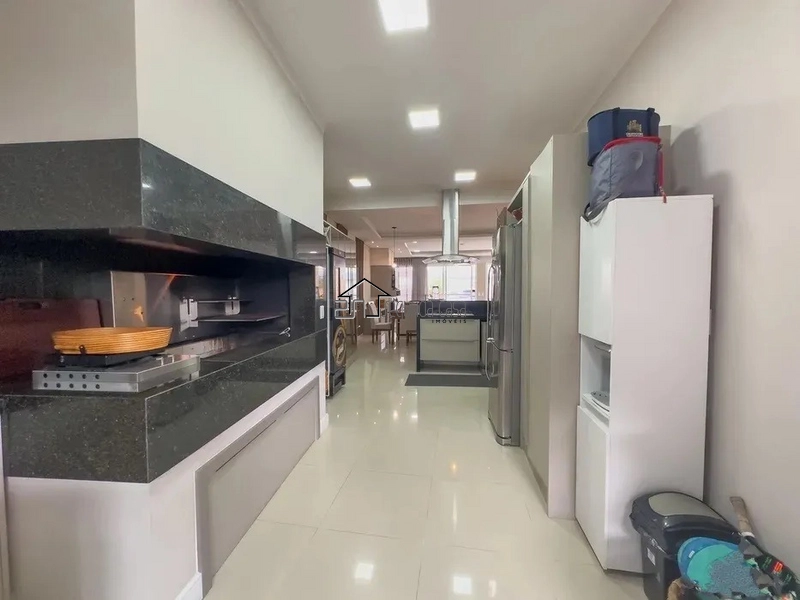 Ótima casa 5 suítes: 4ª foto da galeria de imagens do imóvel