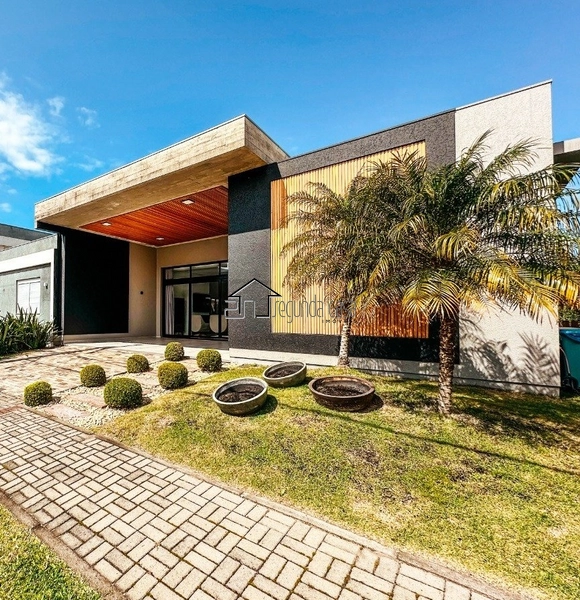 Casa mobiliada e decorada