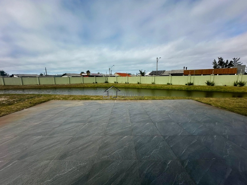 Sobrado beira lago: 7ª foto da galeria de imagens do imóvel