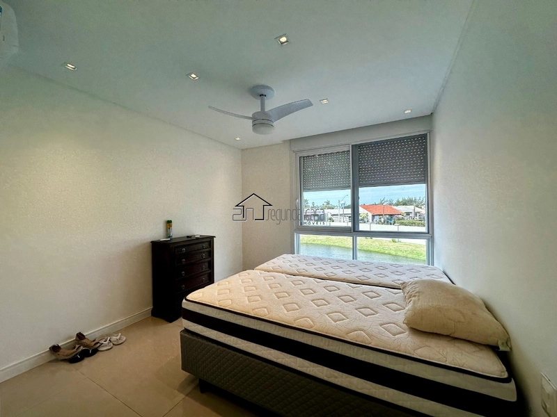 Sobrado beira lago: 20ª foto da galeria de imagens do imóvel