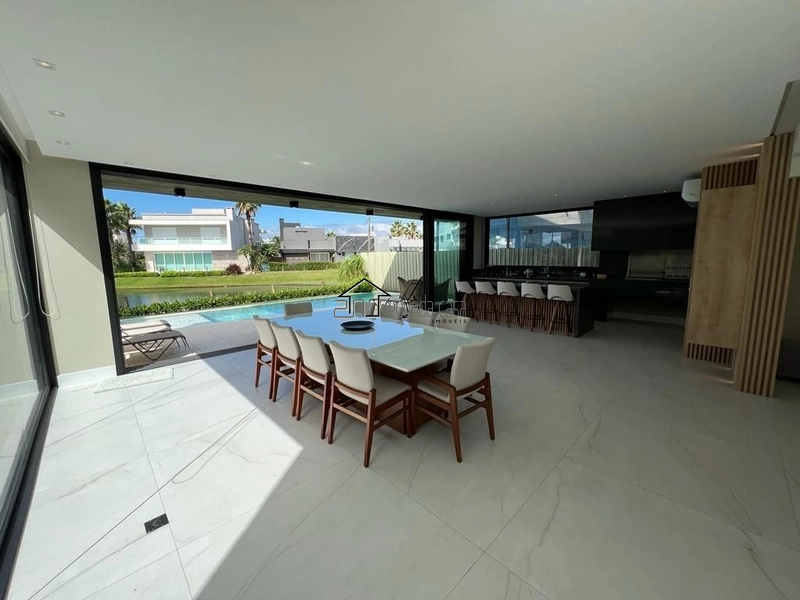 Sobrado beira lago: 9ª foto da galeria de imagens do imóvel