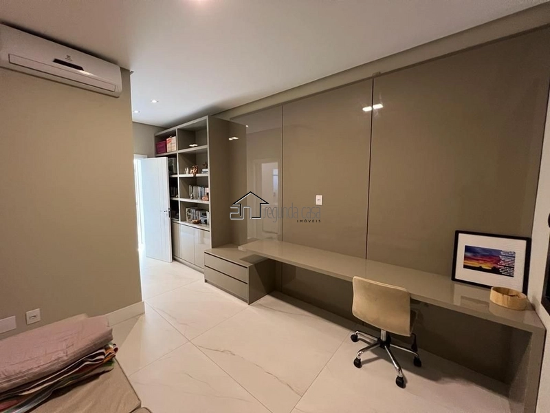 Sobrado beira lago: 15ª foto da galeria de imagens do imóvel