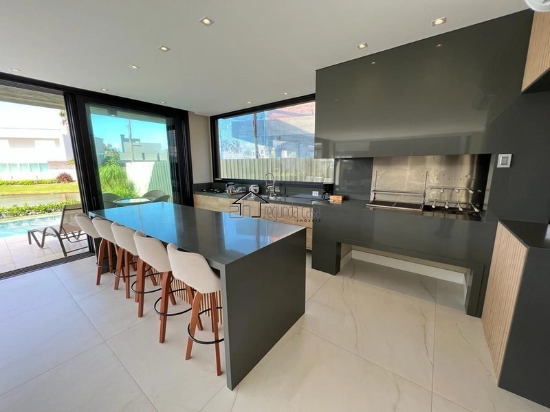 Sobrado beira lago: 7ª foto da galeria de imagens do imóvel