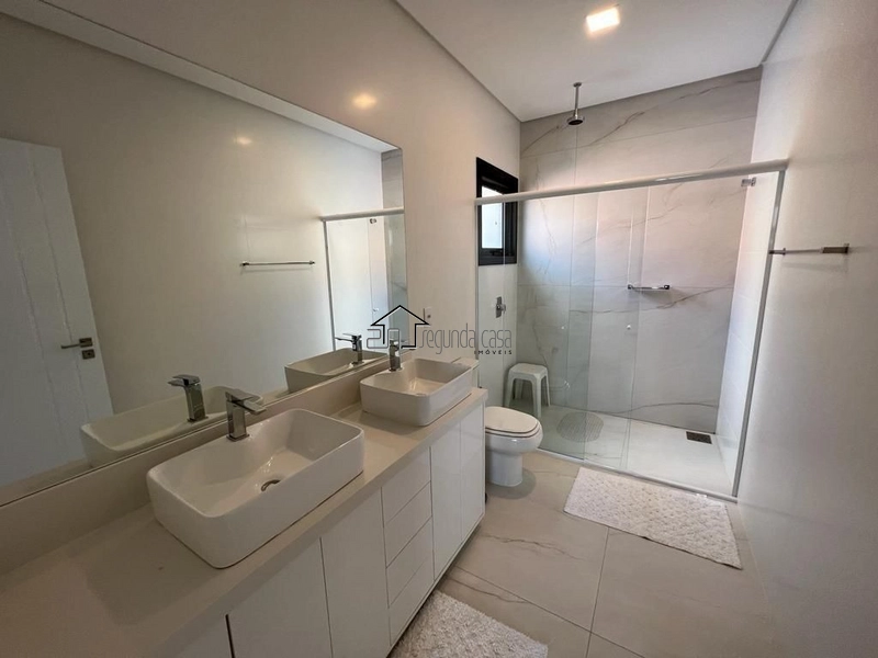 Sobrado beira lago: 20ª foto da galeria de imagens do imóvel