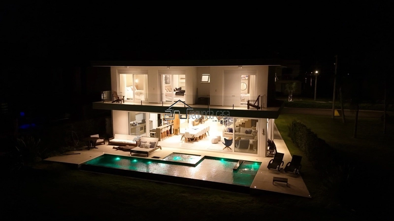 Maravilhoso sobrado: 4ª foto da galeria de imagens do imóvel